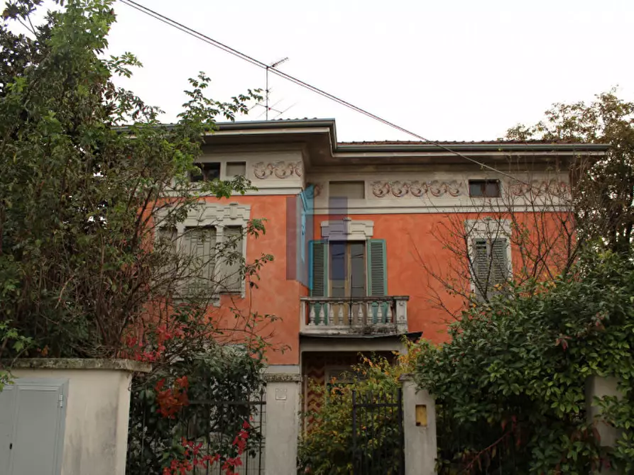 Immagine 1 di Villa in vendita  in VIA DELLA REPUBBLICA a Acquafredda