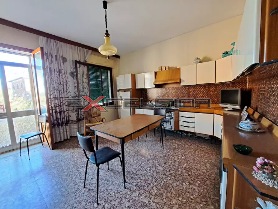 Immagine 3 di Appartamento in vendita  in Via G. Matteotti n.20 bis - Cavarzere (VE) a Cavarzere