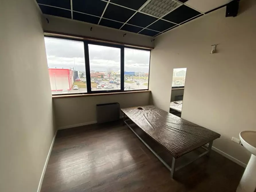 Immagine 9 di Ufficio in affitto  in via del santo a Limena