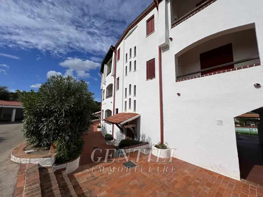 Immagine 16 di Appartamento in vendita  in Via Cala Bitta a Arzachena