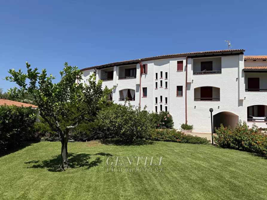 Immagine 20 di Appartamento in vendita  in Via Cala Bitta a Arzachena