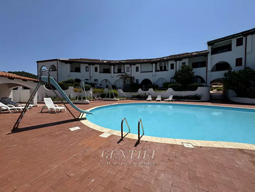 Immagine 24 di Appartamento in vendita  in Via Cala Bitta a Arzachena