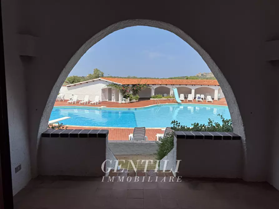 Immagine 26 di Appartamento in vendita  in Via Cala Bitta a Arzachena