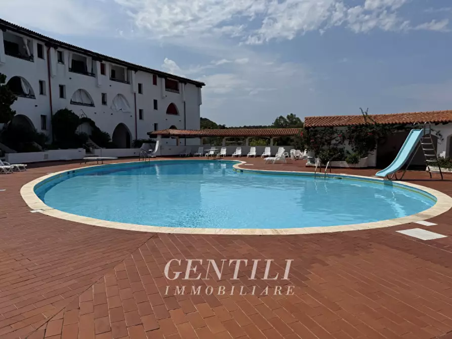 Immagine 28 di Appartamento in vendita  in Via Cala Bitta a Arzachena