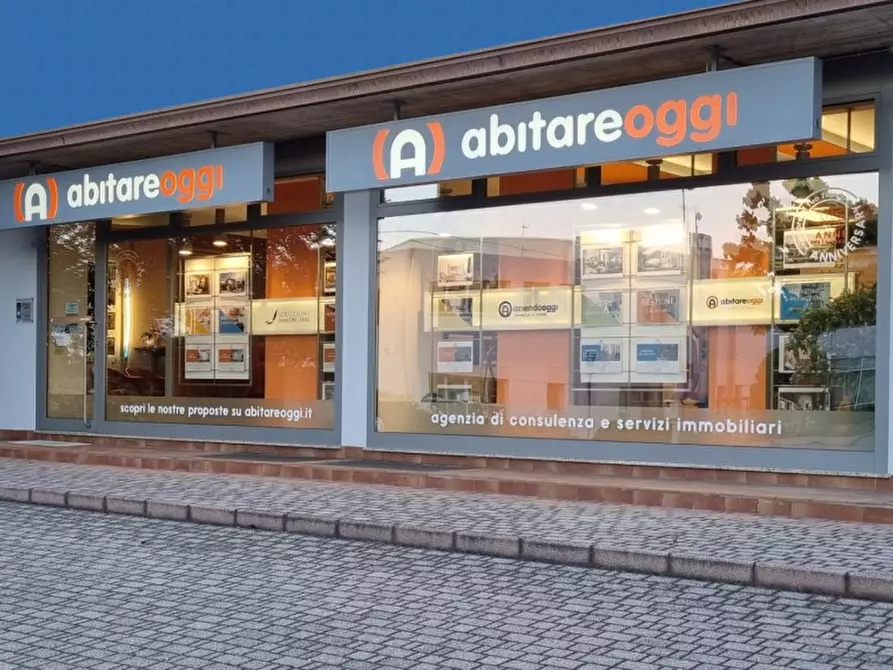 Immagine 1 di Appartamento in vendita  a Bassano Del Grappa