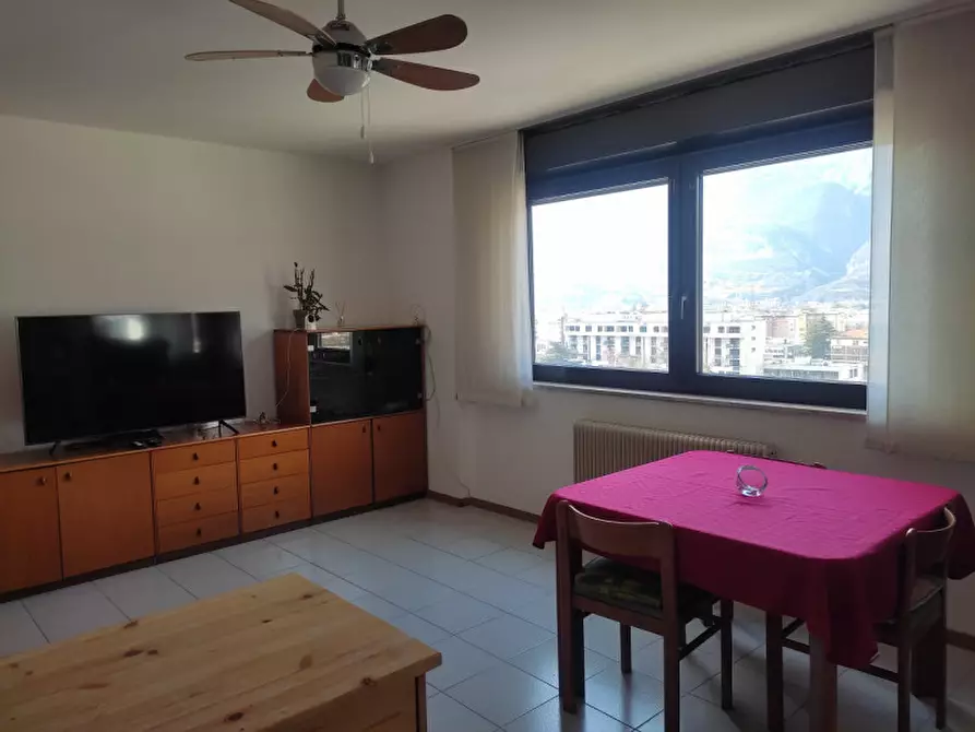 Immagine 5 di Appartamento in vendita  in VIA GUARDINI a Trento