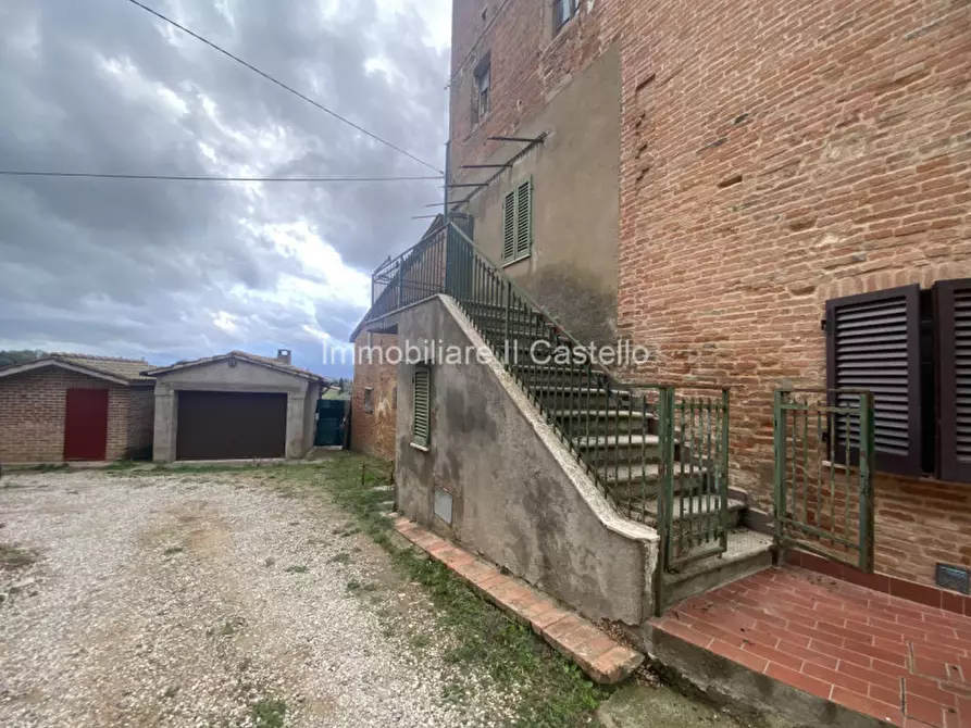 Immagine 3 di Villetta a schiera in vendita  in POZZUOLO a Castiglione Del Lago