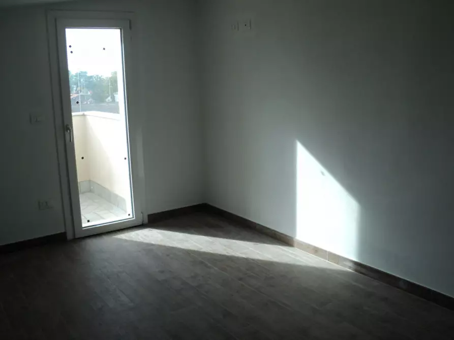 Immagine 28 di Attico in vendita  in VIA MAGGIORE LEGGERO a Comacchio