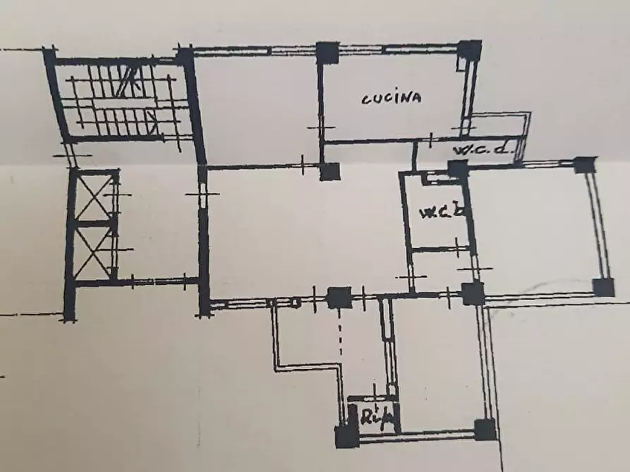 Immagine 17 di Appartamento in vendita  in Viale Nicolò Azoti a Palermo