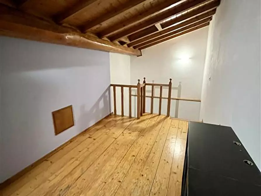Immagine 10 di Attico in vendita  in Via Roma a Terranuova Bracciolini