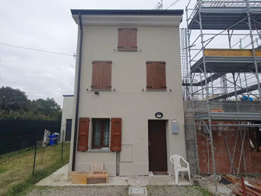 Immagine 1 di Casa indipendente in vendita  in VIA CHIESA SUD a Novi Di Modena