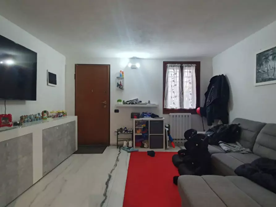 Immagine 2 di Casa indipendente in vendita  in VIA CHIESA SUD a Novi Di Modena