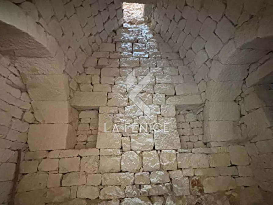 Immagine 25 di Rustico / casale in vendita  a Martina Franca