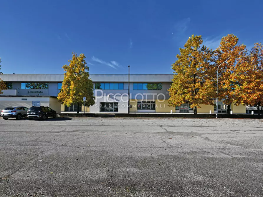 Immagine 19 di Attività commerciale in vendita  in via Castellana a Asolo