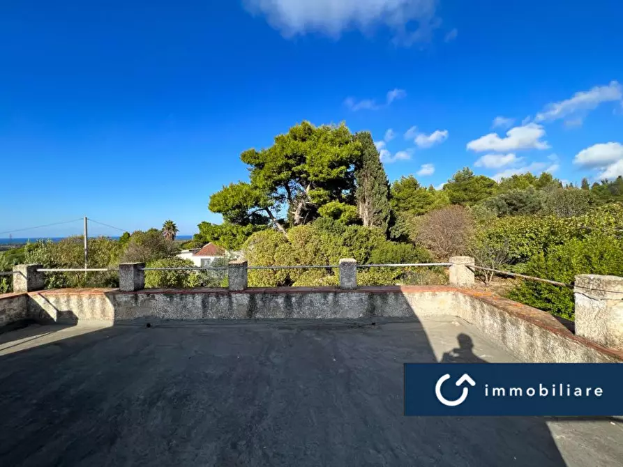 Immagine 5 di Villa in vendita  a Sassari