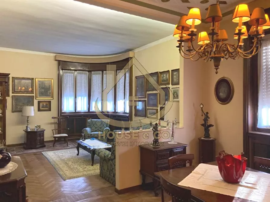 Immagine 1 di Villa in vendita  in VIGEVANO CENTRO a Vigevano