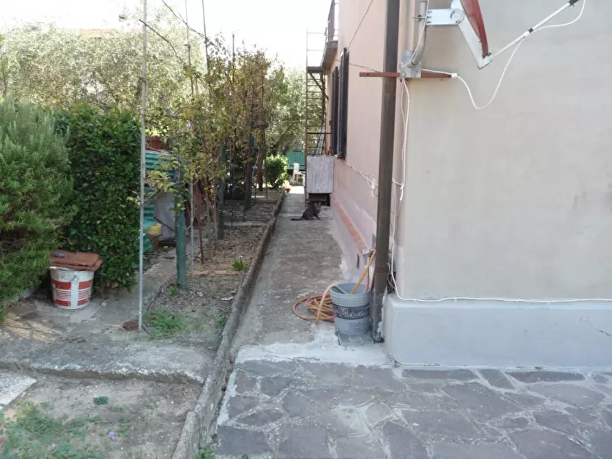 Immagine 24 di Casa indipendente in vendita  in Via Roma a Castiglione Del Lago