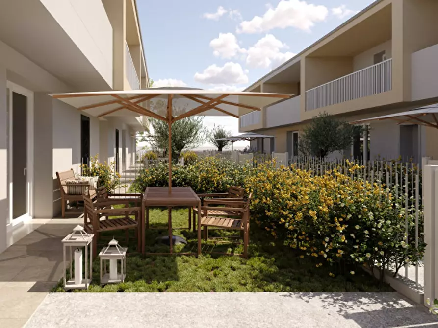 Immagine 4 di Villetta a schiera in vendita  in Via Papa Giovanni XXIII a Chioggia