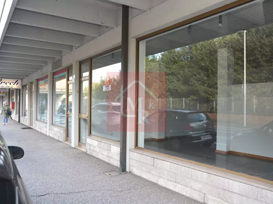 Immagine 3 di Negozio in vendita  in Cervignano del Friuli 38/1 a Cervignano Del Friuli