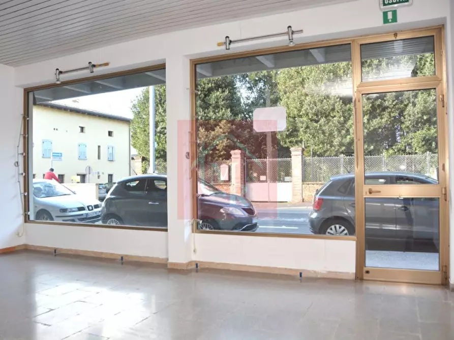 Immagine 6 di Negozio in vendita  in Cervignano del Friuli 38/1 a Cervignano Del Friuli