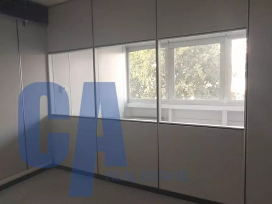 Immagine 17 di Ufficio in affitto  in VIA TONALE a Milano