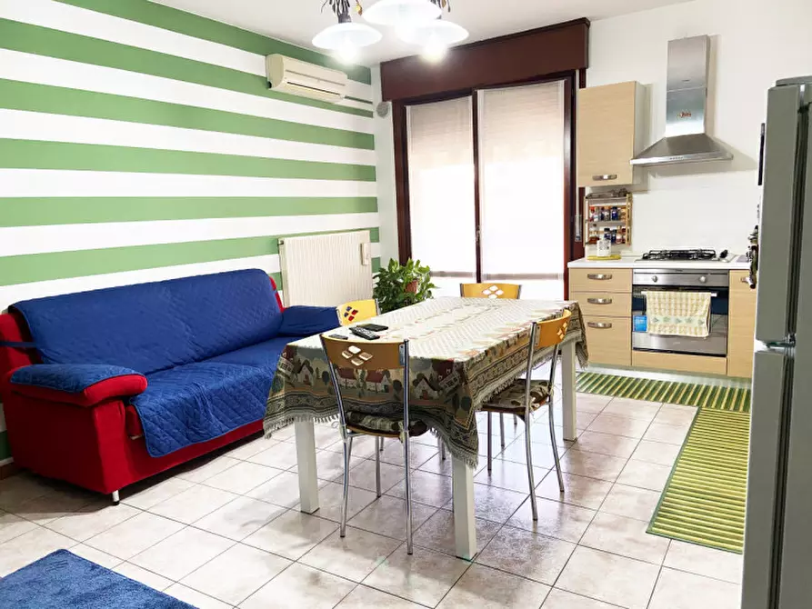 Immagine 1 di Appartamento in vendita  in via san pio x a Montebelluna