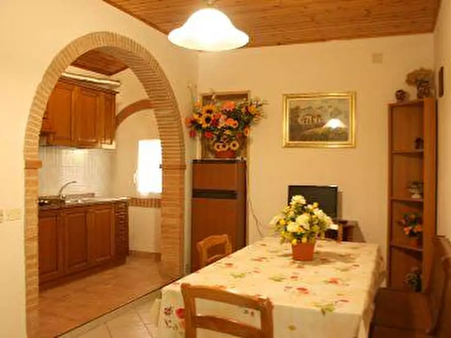 Immagine 6 di Agriturismo in vendita  a Foiano Della Chiana