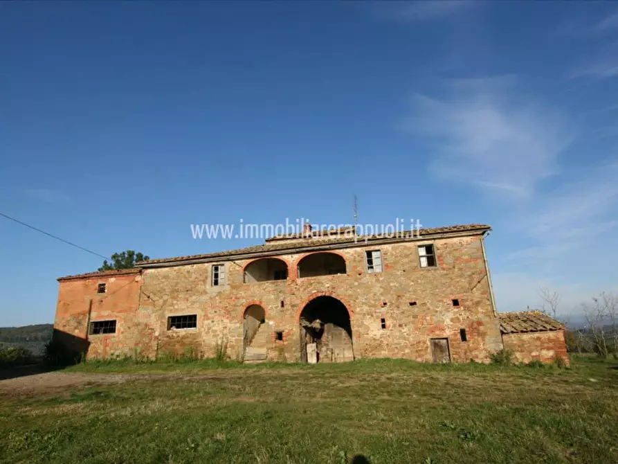 Immagine 10 di Rustico / casale in vendita  a Lucignano