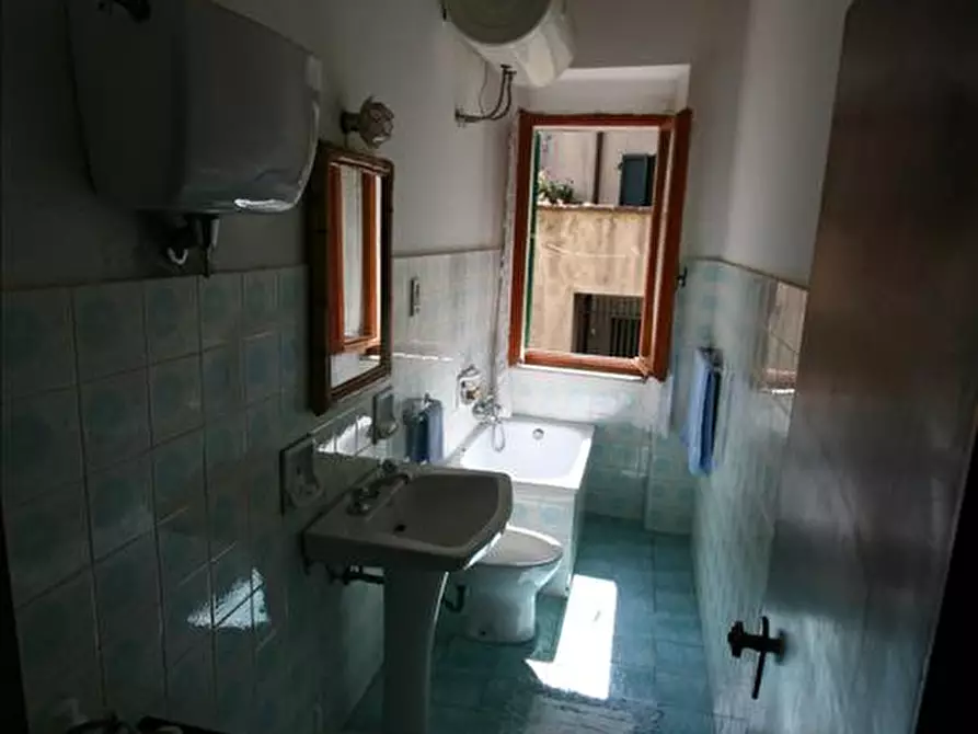 Immagine 9 di Appartamento in vendita  a Trequanda