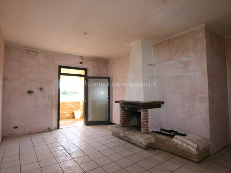 Immagine 24 di Rustico / casale in vendita  a Torrita Di Siena