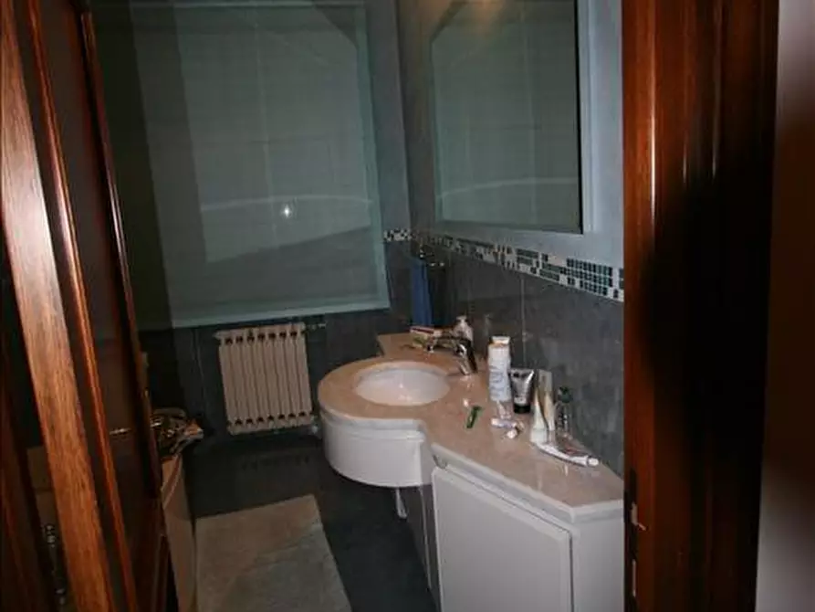 Immagine 2 di Casa indipendente in vendita  a Sinalunga