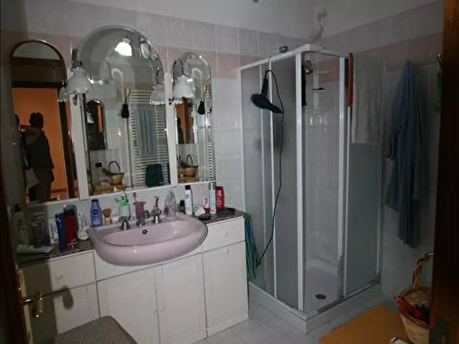 Immagine 13 di Casa indipendente in vendita  a Sinalunga