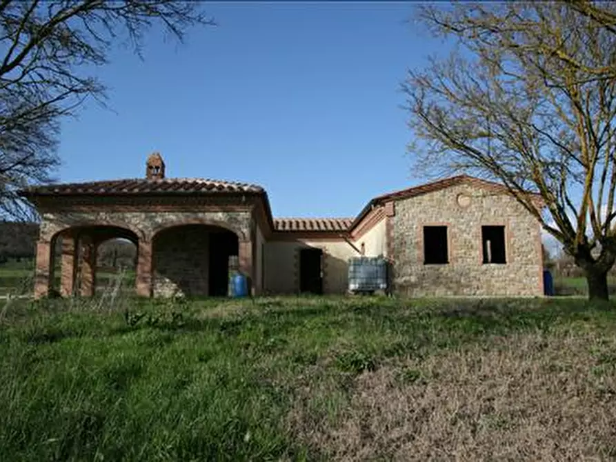 Immagine 1 di Casa indipendente in vendita  a Sinalunga