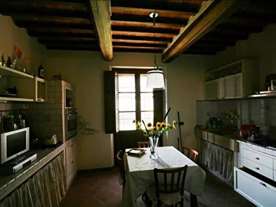 Immagine 6 di Rustico / casale in vendita  a Lucignano
