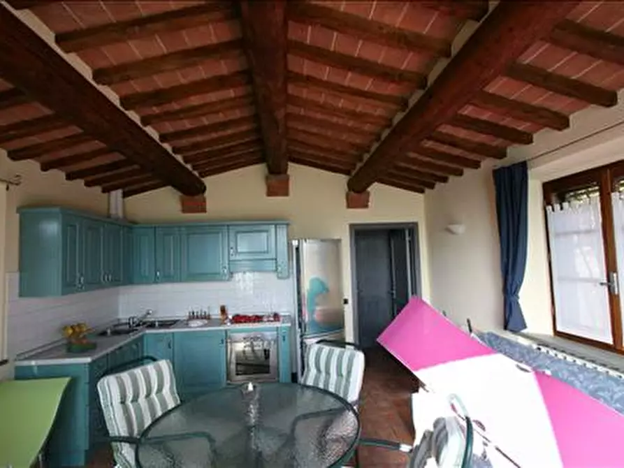 Immagine 25 di Rustico / casale in vendita  a Lucignano