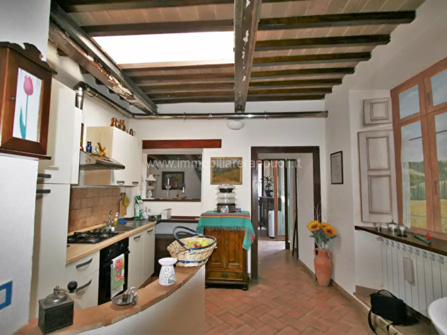 Immagine 2 di Appartamento in vendita  a Sinalunga