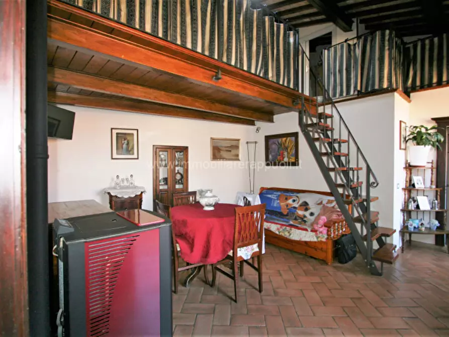 Immagine 3 di Appartamento in vendita  a Sinalunga