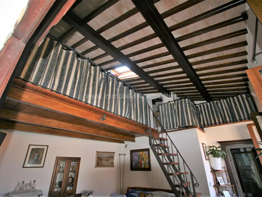 Immagine 4 di Appartamento in vendita  a Sinalunga