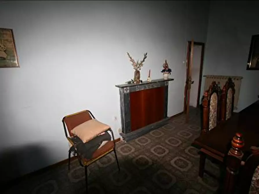 Immagine 5 di Appartamento in vendita  a Sinalunga