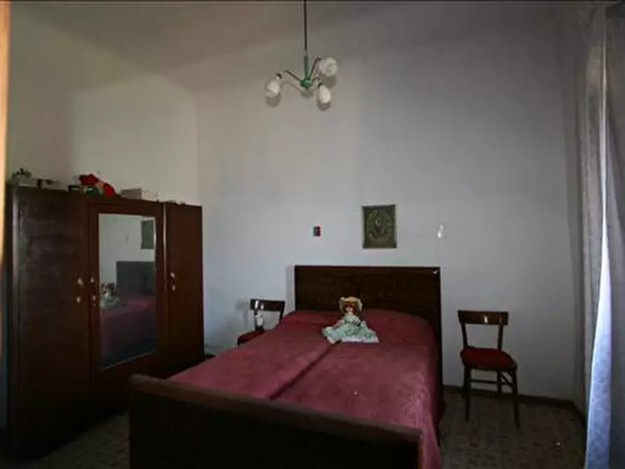 Immagine 9 di Appartamento in vendita  a Sinalunga