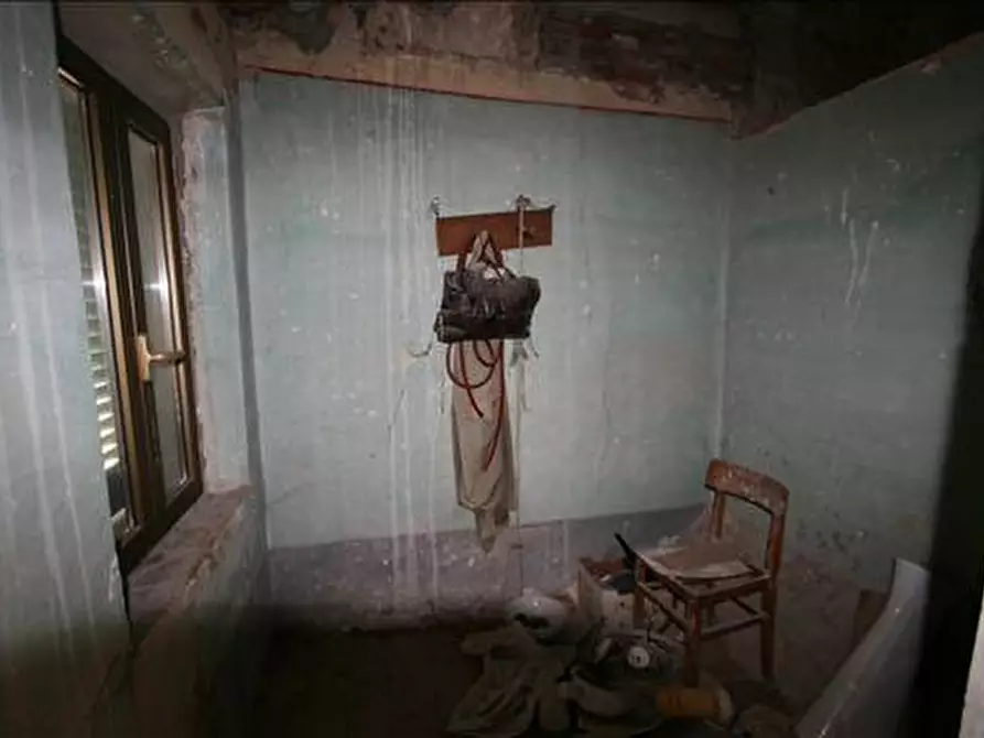 Immagine 12 di Appartamento in vendita  a Sinalunga