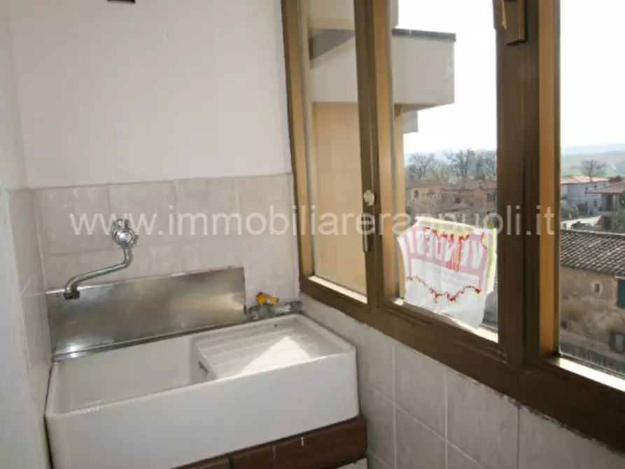 Immagine 2 di Appartamento in vendita  a Asciano