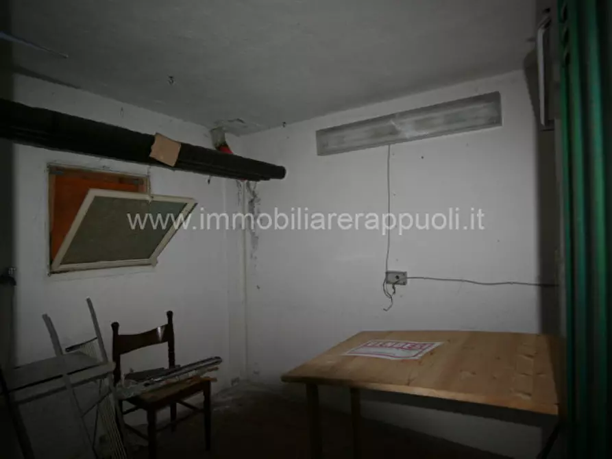 Immagine 14 di Appartamento in vendita  a Asciano