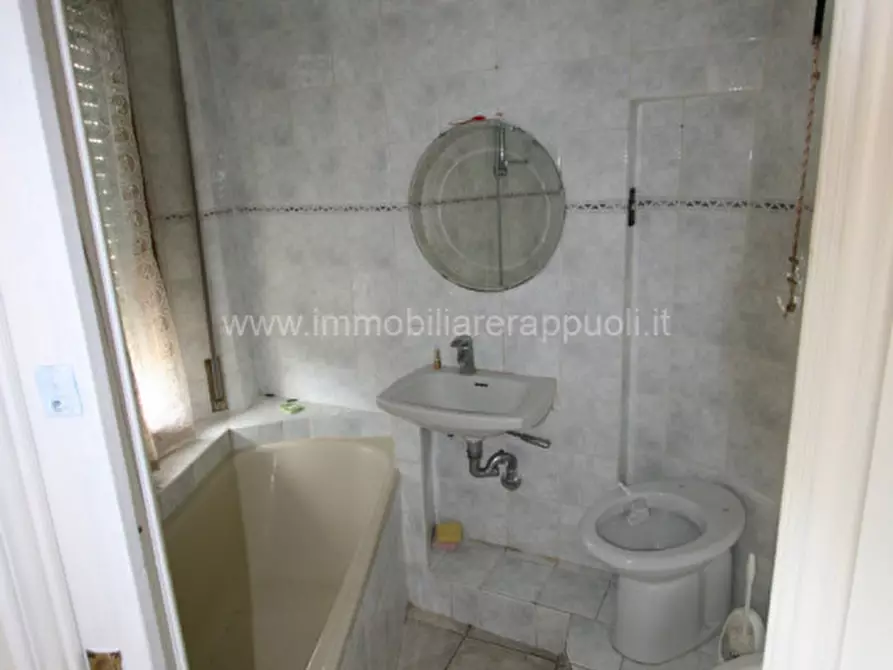 Immagine 5 di Appartamento in vendita  a Sinalunga