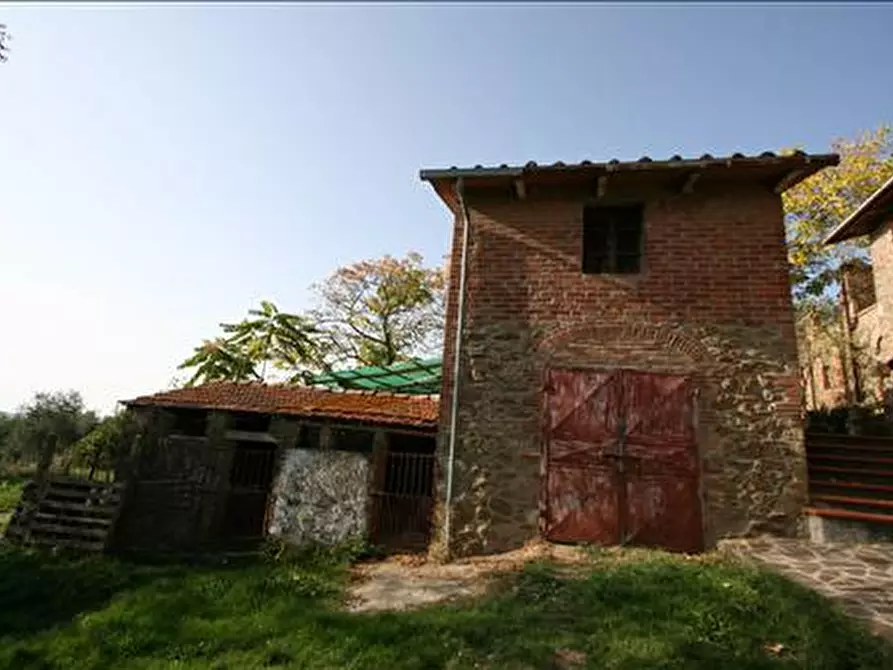 Immagine 5 di Casa indipendente in vendita  a Trequanda