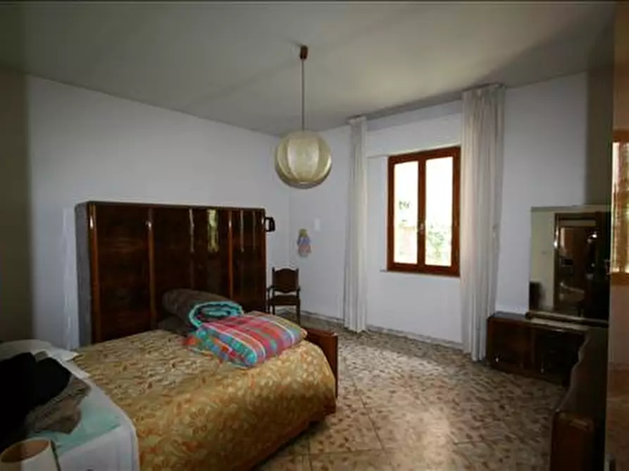 Immagine 7 di Appartamento in vendita  a Sinalunga