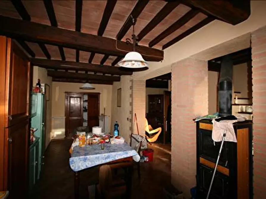 Immagine 4 di Casa indipendente in vendita  a Sinalunga