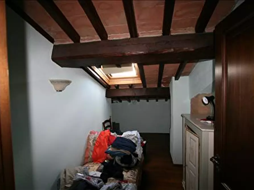 Immagine 13 di Casa indipendente in vendita  a Sinalunga