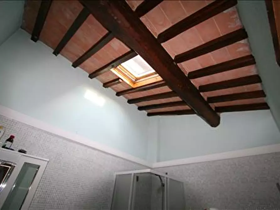 Immagine 14 di Casa indipendente in vendita  a Sinalunga