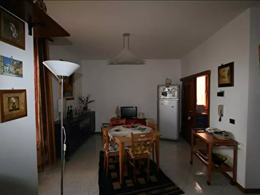 Immagine 5 di Appartamento in vendita  a Sinalunga